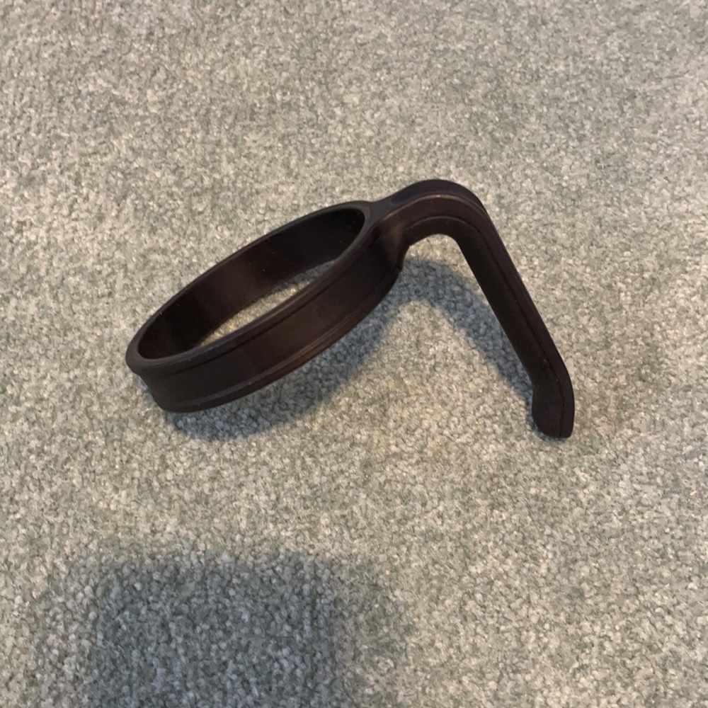 Yeti Handle For 20oz Rambler - Price Firm - Picture 3 of 4